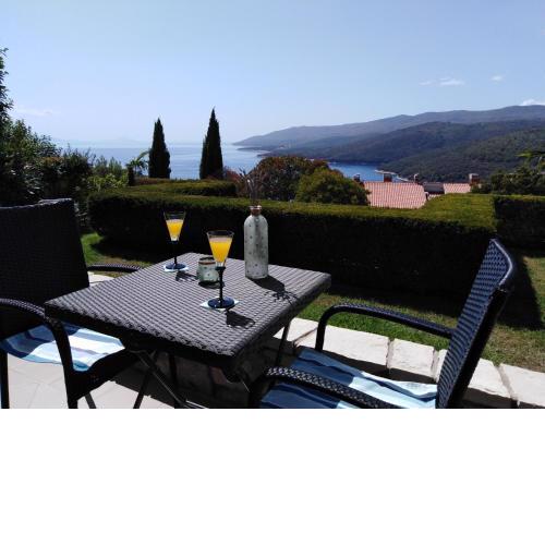 Sea View Garden Apartment K1
