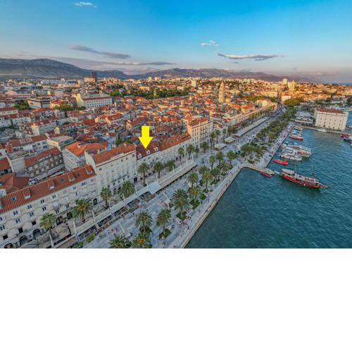 Sea view luxury rooms in Diocletian's palace
