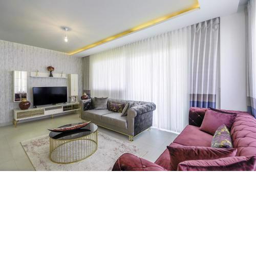 Sea View Stylish Flat w Shared Pool in Alanya