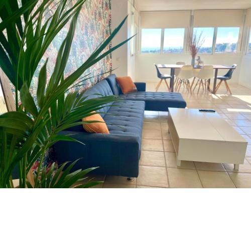 Sea views apartment