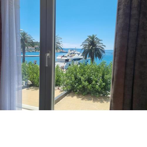 Seafront Residence Makarska