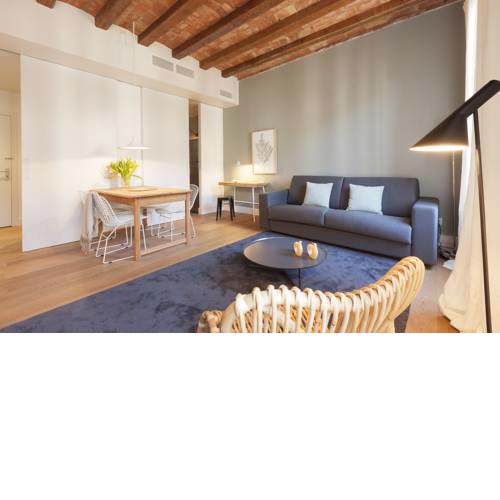 Sealona Center Apartments
