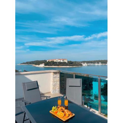SeaScape Deluxe Residence