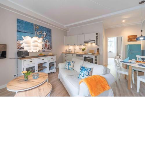 SEASIDE APARTMENTS - LITTLE BREEZE