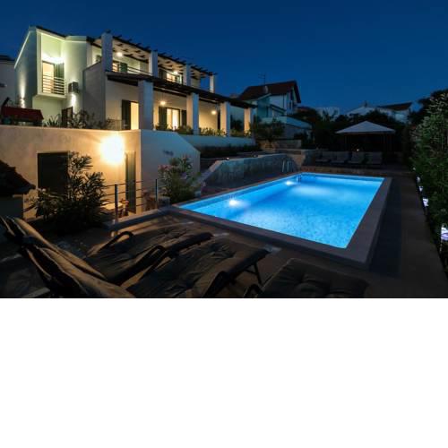 Seaside family friendly house with a swimming pool Razanj, Rogoznica - 13738