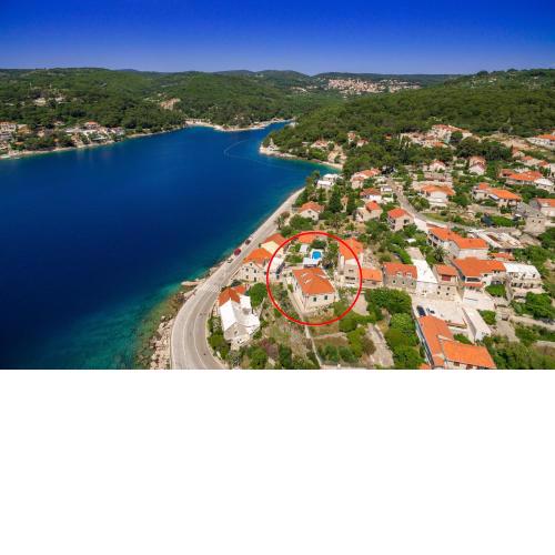 Seaside family friendly house with a swimming pool Sumartin, Brac - 21283