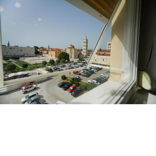 Seaview 2 bedroom apartment with elevator - AE1601