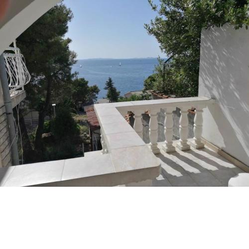 Seaview Apartment - 10 Minuten from the Center
