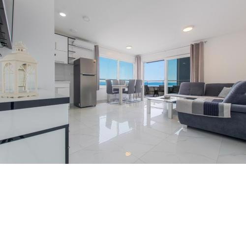 Seaview apartment Cvijetic