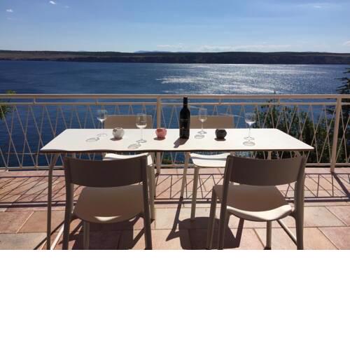 Seaview Apartments
