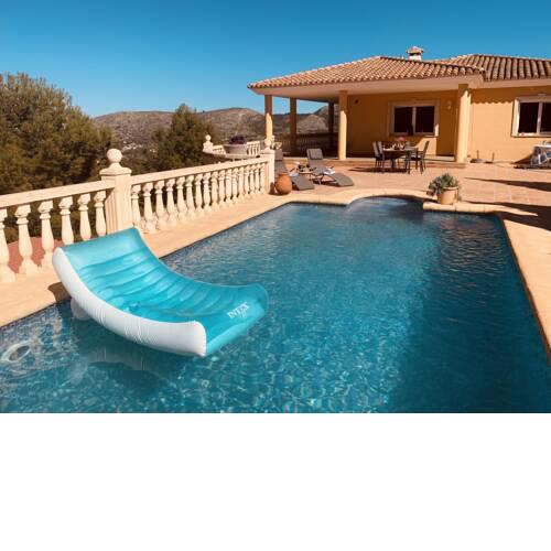 Seaview Golf, Tennis & Beach family Villa