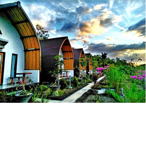 Sebrang Hills Bungalow
