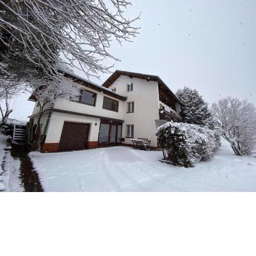 Secluded Apartment in Patergassen with Balcony