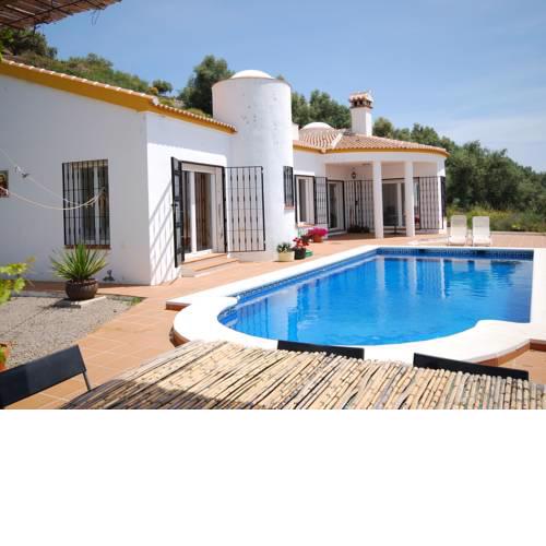Secluded Villa in Arenas with Private Pool