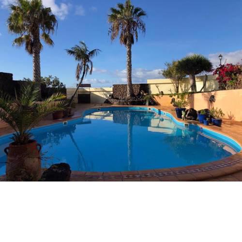 Secret Chill Villa - "Studio apartment" - pool view