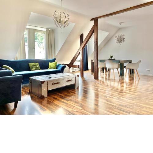 Sehr großes Maisonette Apartment in Bestlage