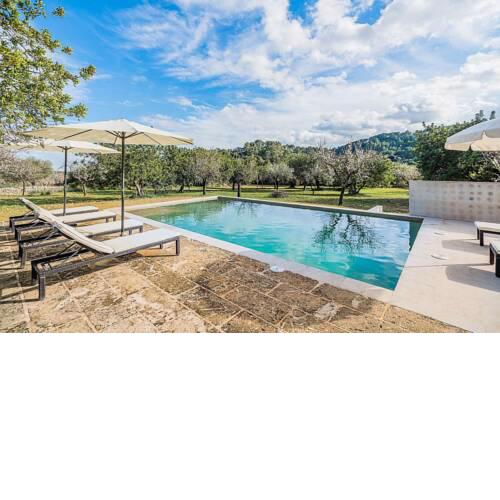 Selva Villa Sleeps 6 with Pool and Air Con