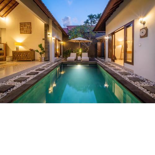 [Seminyak central] private 3 bedrooms villa with swimming pool