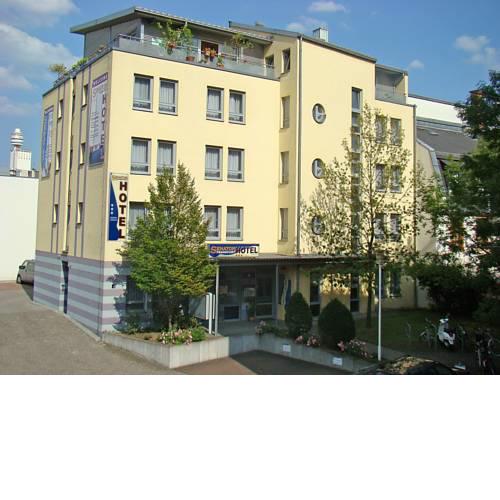 Senator Hotel