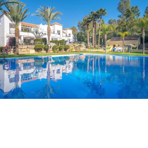 Senorio de Gonzaga Luxury Apartment