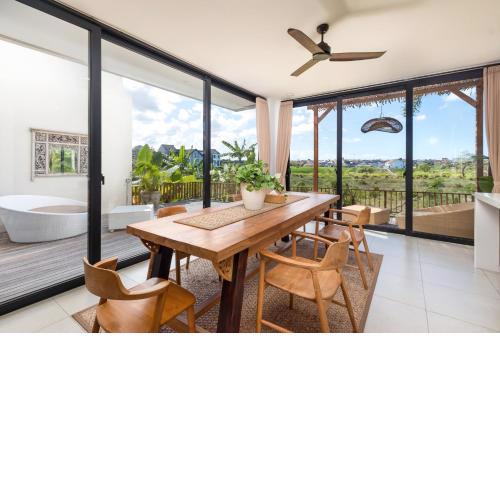 Sensational Sunrise Views Villa in Canggu