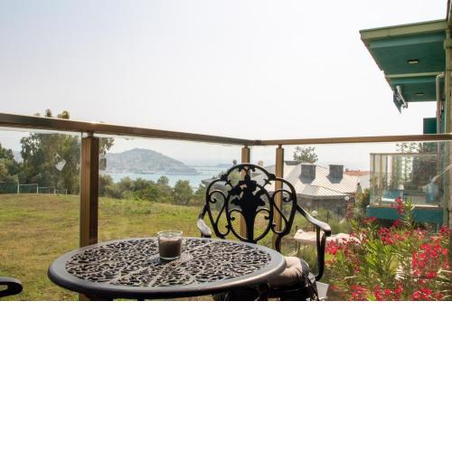 Serene Flat w Sea and Nature View in Kusadasi