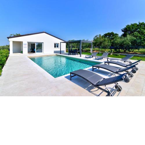 Serenity Majora Villa