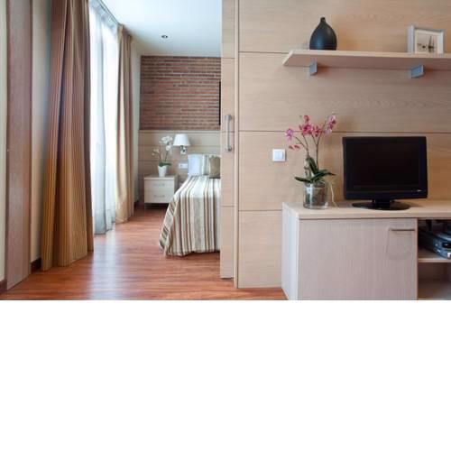 Serennia Cest Apartamentos Arc de Triomf