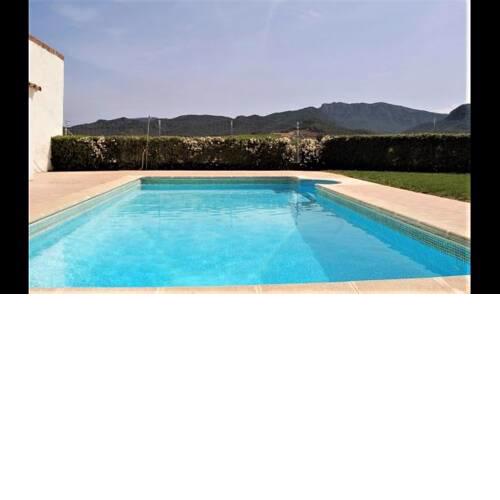 Serra de Almos Villa Sleeps 15 with Pool