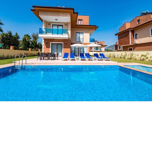 Seven 5 - 3 Bedroom- Brand New Holiday Villa in Hisarönü