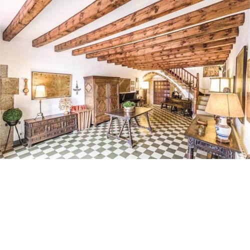 Seven-Bedroom Holiday home Arenys de Munt with Sea View 09
