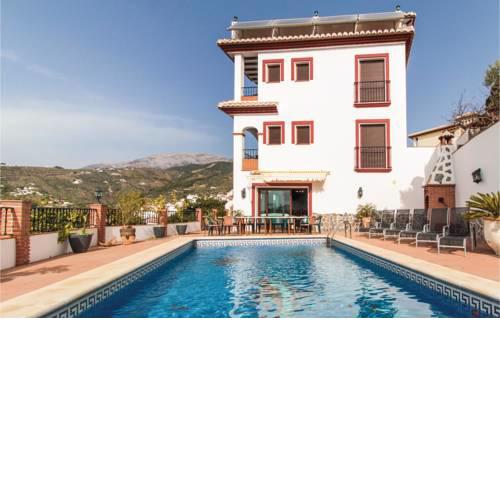 Seven-Bedroom Holiday Home in Canillas de Albaida