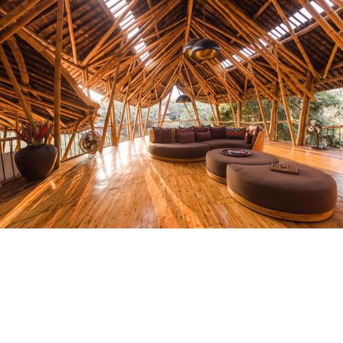Sharma Springs 5 bds Luxurious Bamboo Mansion Pool