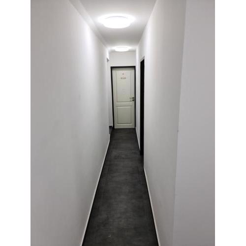 Shop 23
