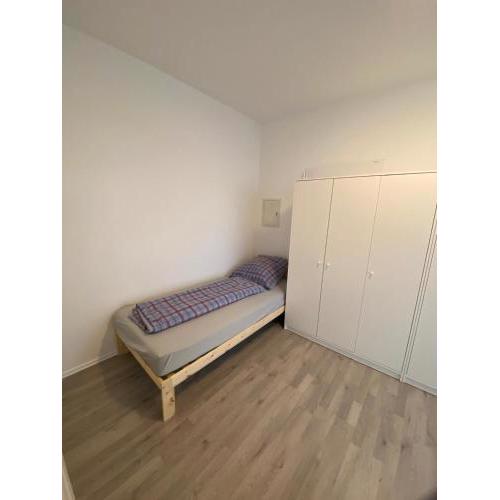 Shop Apartments for big Groups / Free WIFI / 3 Flats / Fully Equiped Kitchens
