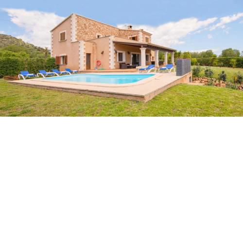 s'Horta Villa Sleeps 8 with Pool Air Con and WiFi