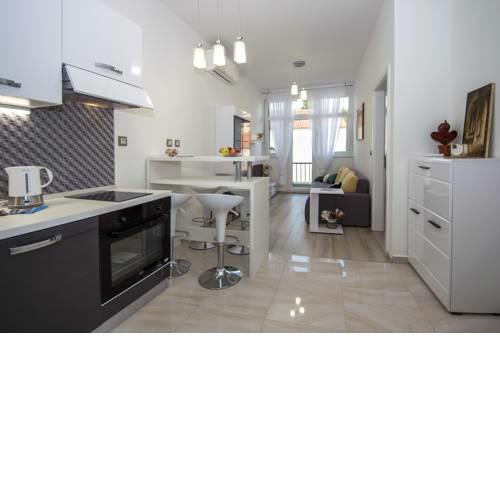 Sibenik city center apartment Sonia with private parking