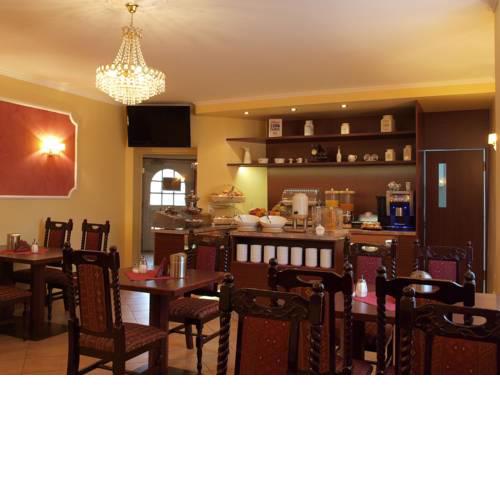 Siddiqi Pension`` Das Schreder Hotel``