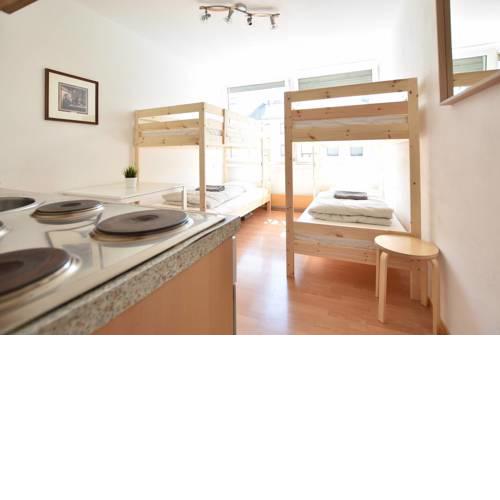 Simple Studio Apartment in Innsbruck