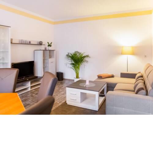 Simplistic Apartment in Neukieritzsch with Garden
