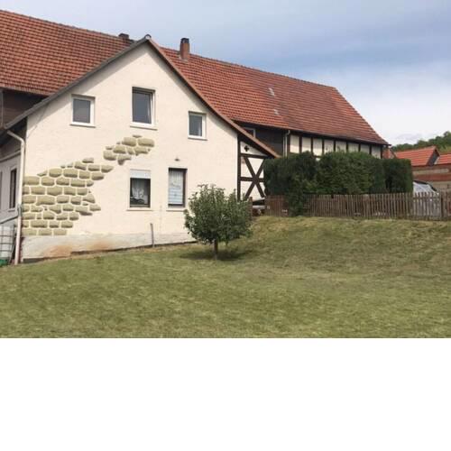 Simplistic Apartment in Suhl near Forest