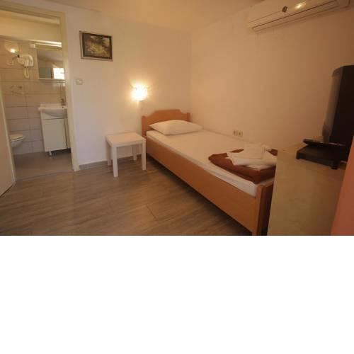 Single Room Zadar - Diklo 16023g