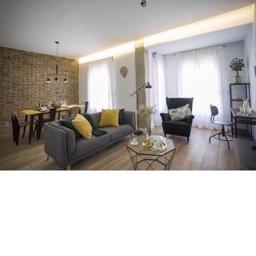 SingularStays Sorolla