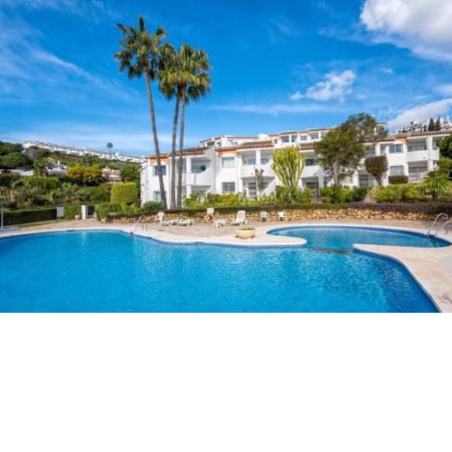 Sitio de Calahonda Apartment Sleeps 4 with Pool Air Con and WiFi