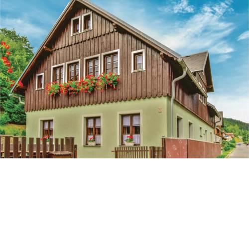 Six-Bedroom Holiday Home in Horni Marsov