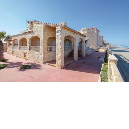 Six-Bedroom Holiday Home in La Manga del Mar Menor