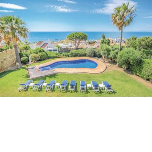 Six-Bedroom Holiday Home in Manilva