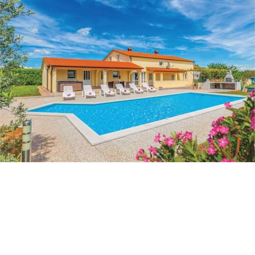 Six-Bedroom Holiday Home in Marcana