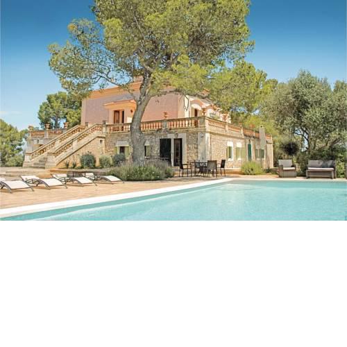 Six-Bedroom Holiday Home in Palma de Mallorca