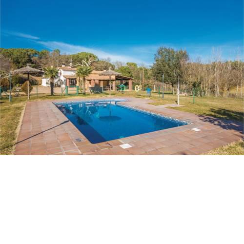 Six-Bedroom Holiday Home in Riudarenes